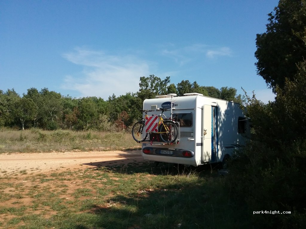 (30430) Méjannes-le-Clap - Route de Barjac — foto 2