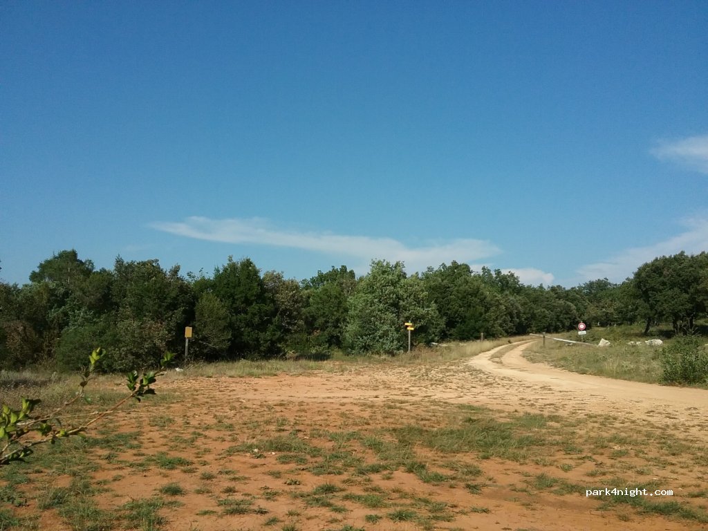(30430) Méjannes-le-Clap - Route de Barjac — foto 3