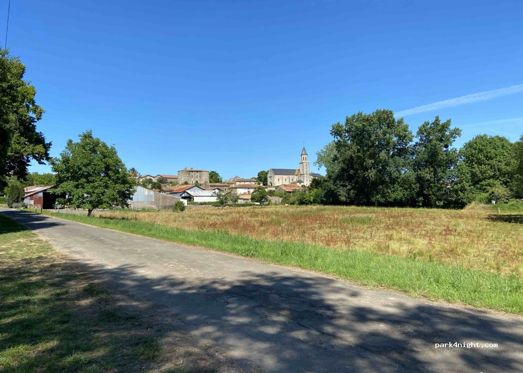 (79800) Exoudun - 6 Chemin de la Vallée — foto 2