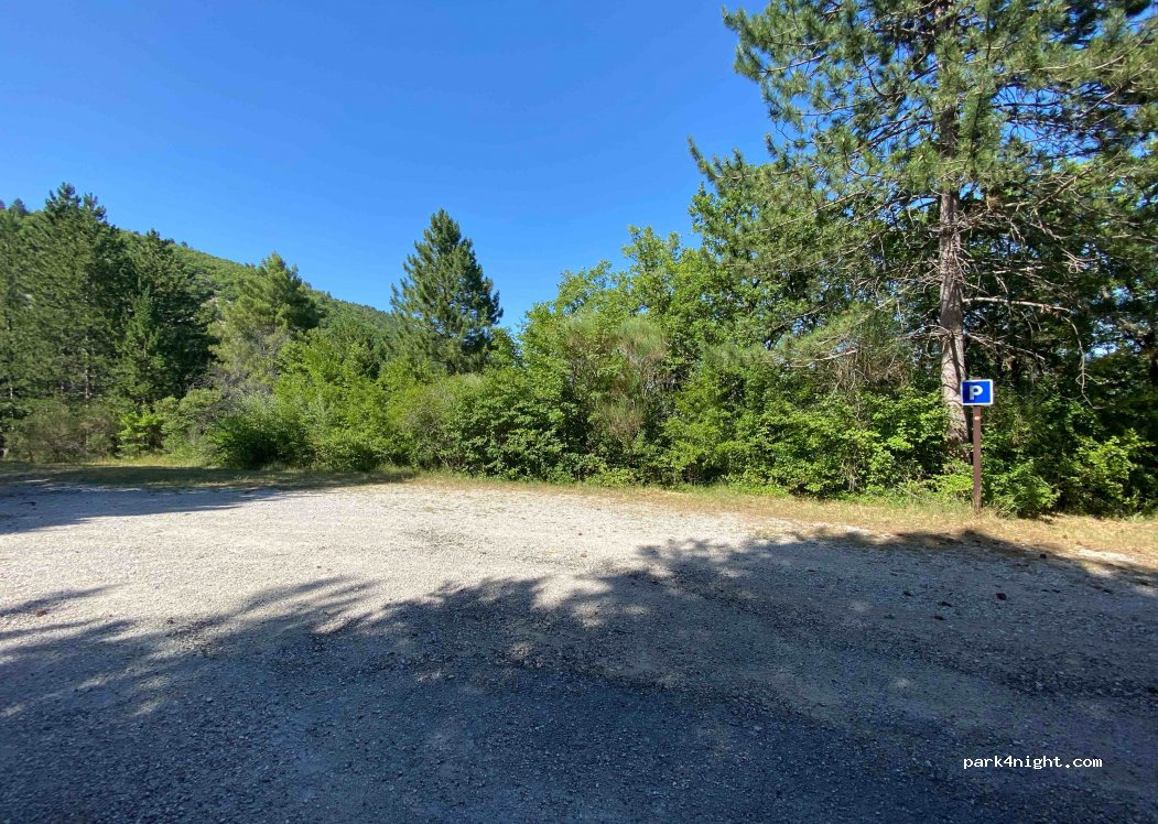 (84390) Aurel - Unnamed Road — foto