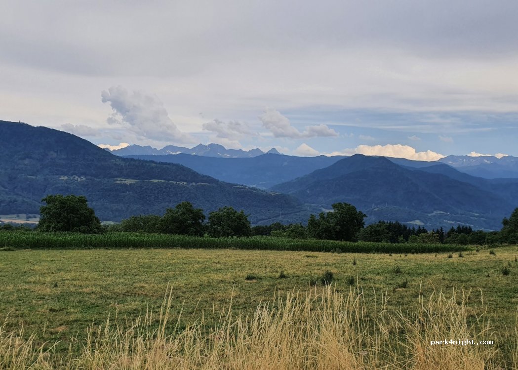 (38530) La Flachère - Unnamed road — foto