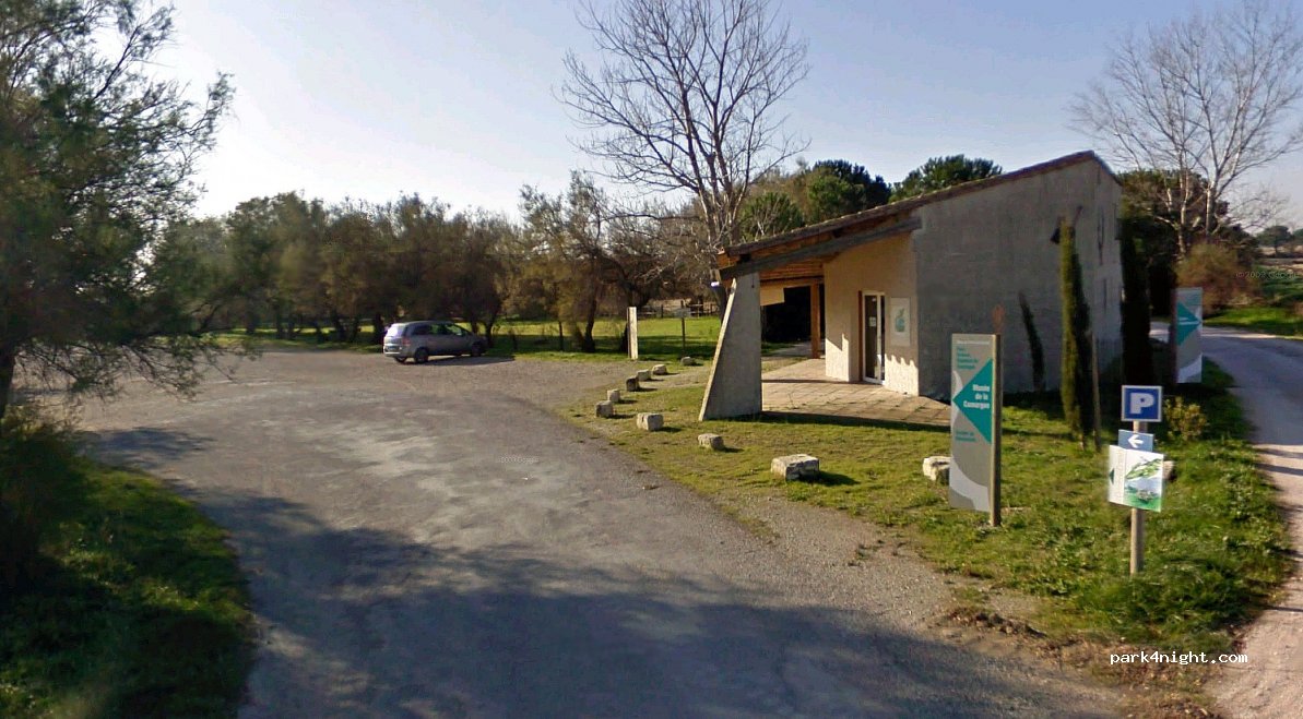 (13123) Arles - Route des Saintes Maries de la Mer — foto