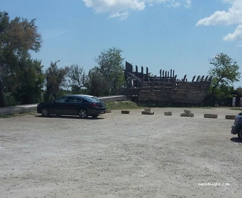 (13123) Arles - Route des Saintes Maries de la Mer — foto 3