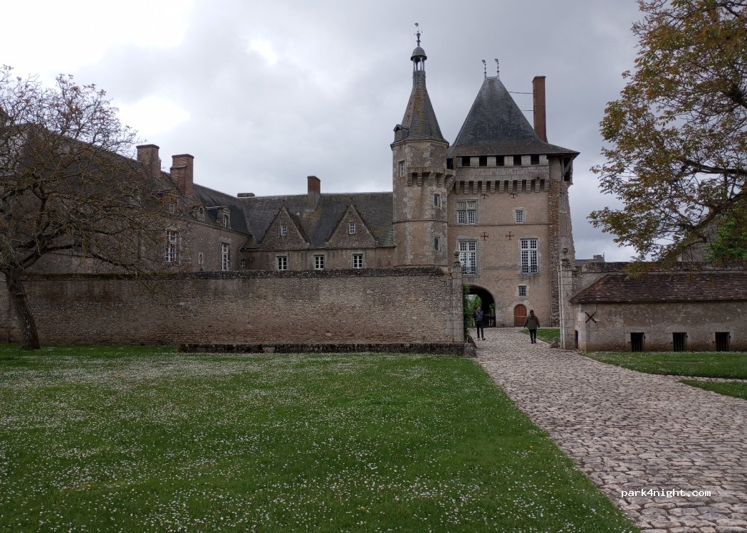 (41370) Talcy - 5 Place Cassandre Salviati — foto 4