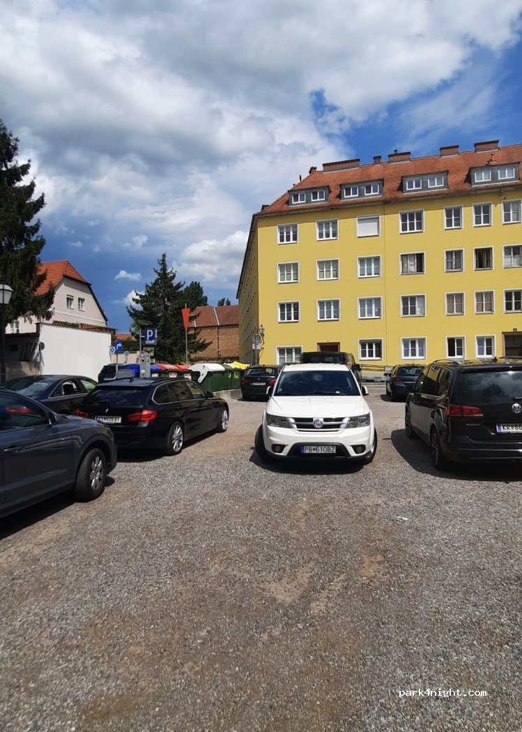 (3500) Krems an der Donau - 8 Drinkweldergasse — foto