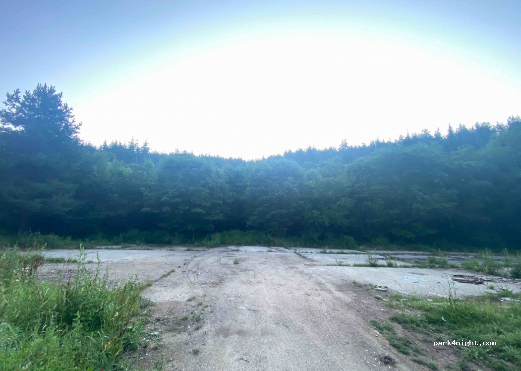 (1475) Plana - Unnamed Road — foto
