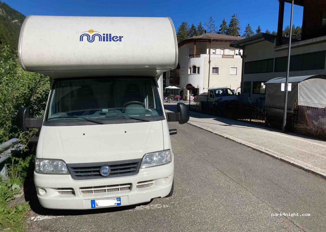 (39047) Sant Cristina Val Gardena - str. Mulin da Coi — foto