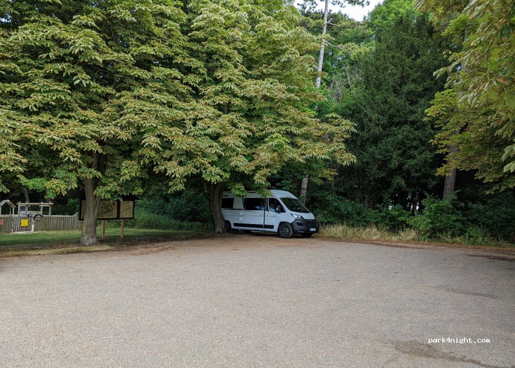 (CB22 7RJ) Barrington - 3 Challis Green — foto