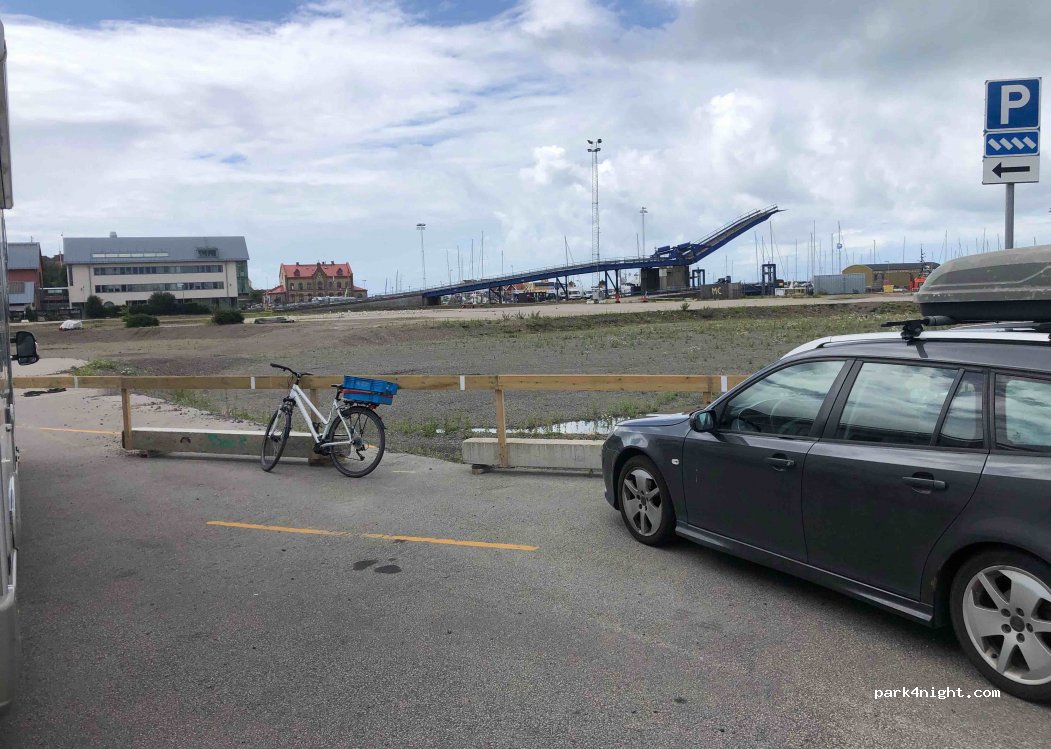 (432 44) Varberg - 7 Östra Hamnvägen — foto 3