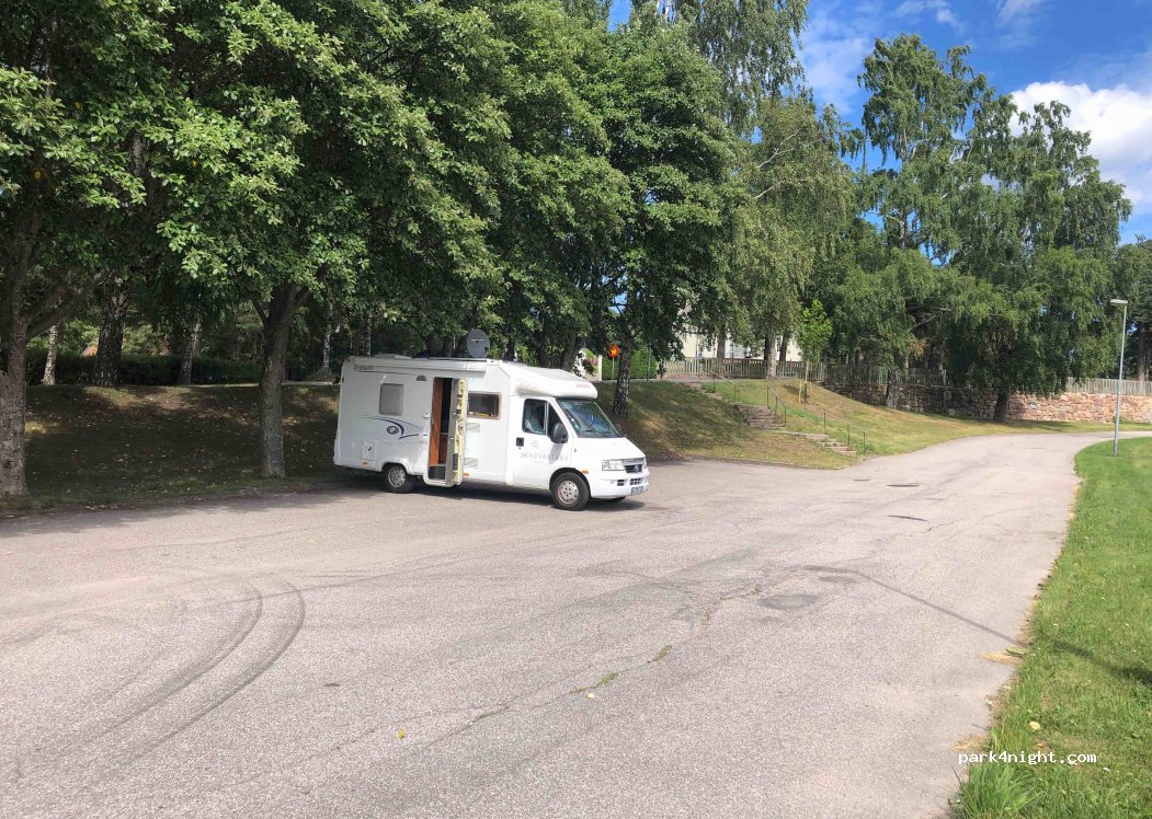 (804 26) Gävle - 59 Holmsundsallén — foto