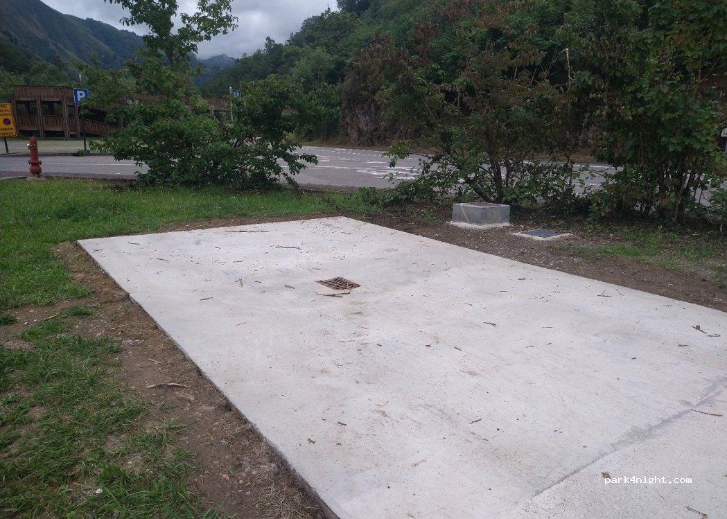 (33550) Cangas de Onís - Carretera Soto de Cangas - Covadonga — foto 2