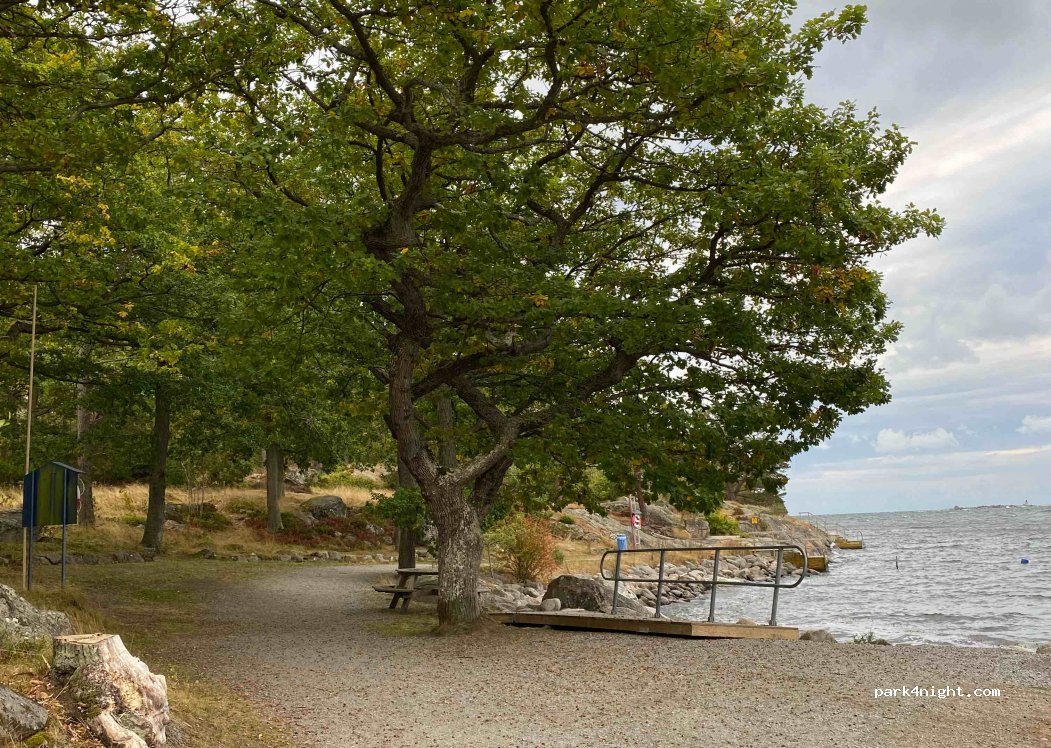 (374 30) Karlshamn - 10 Kolleviksvägen — foto 2