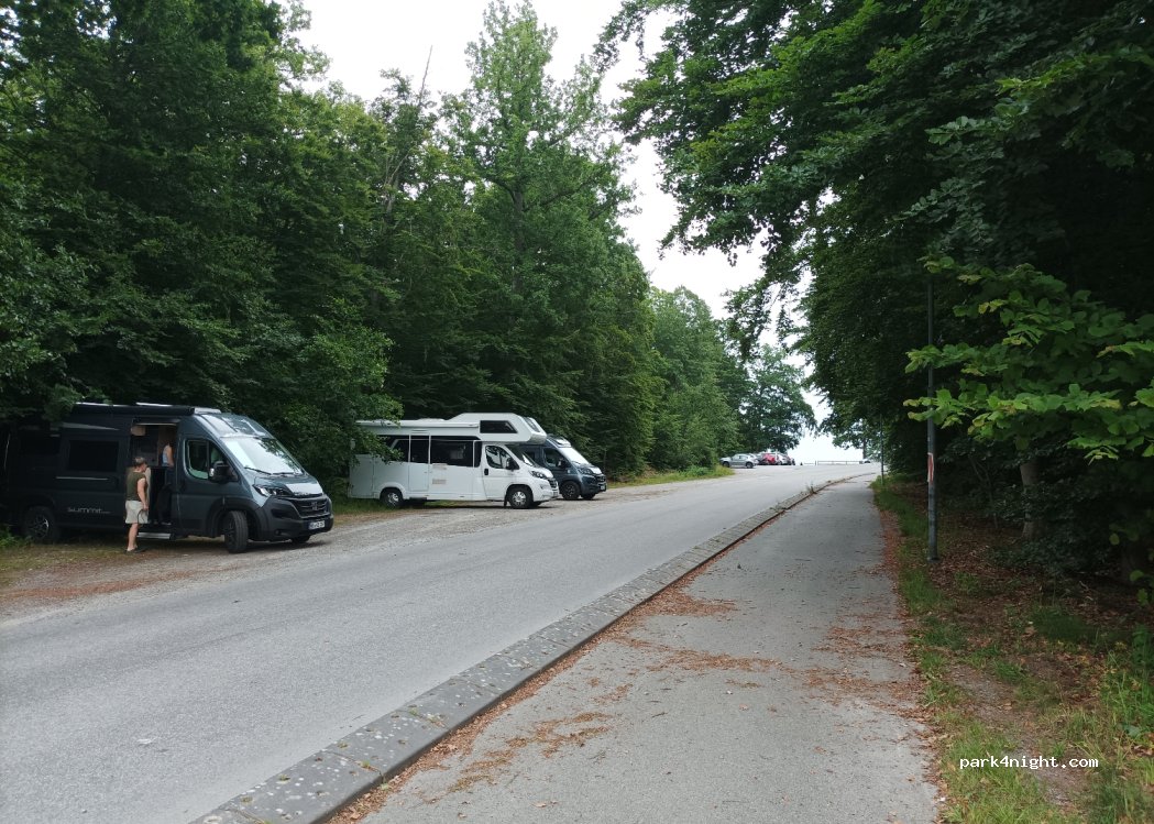 (374 30) Karlshamn - 10 Kolleviksvägen — foto 4