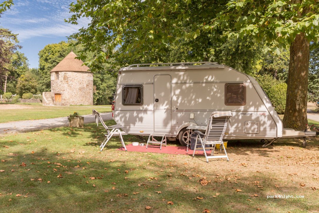 Castel Camping Château de Lez-Eaux 5 étoiles — foto 3