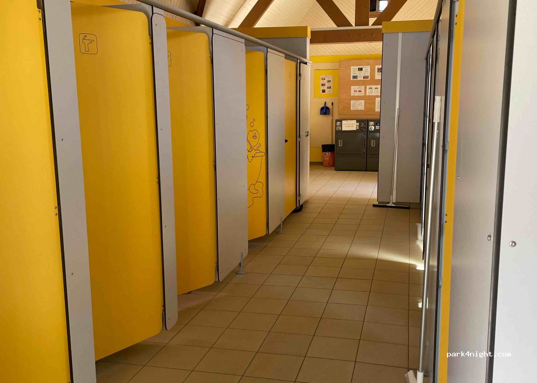Castel Camping Château de Lez-Eaux 5 étoiles — foto 4