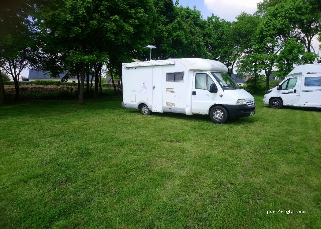 (53170) Villiers-Charlemagne - 14 Rue des Étangs — foto 3