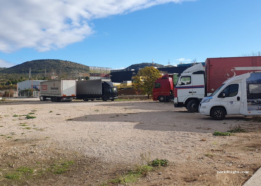 (22000) Šibenik - 6 Ulica Velimira Škorpika — foto 4