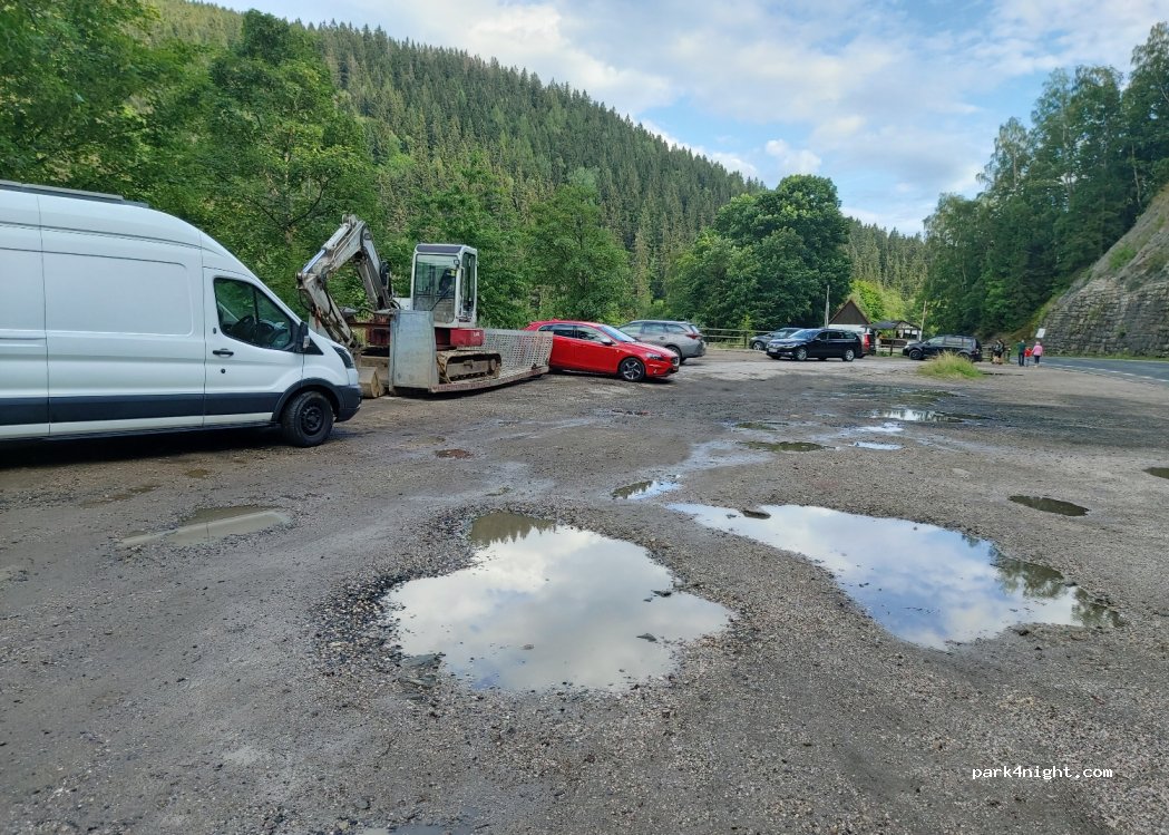 (543 51) Špindlerův Mlýn - Unnamed road — foto