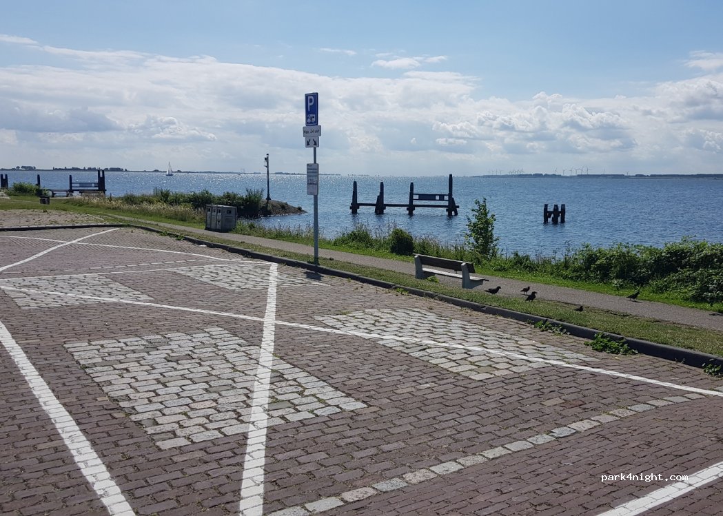 (3221 AZ) Hellevoetsluis - Zuidfront — foto