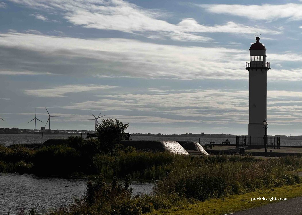 (3221 AZ) Hellevoetsluis - Zuidfront — foto 4