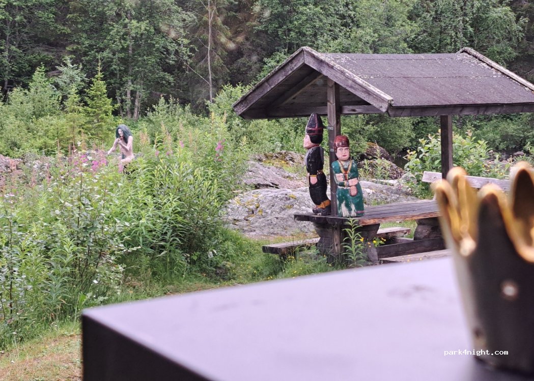 (912 97) Rönnäs - — foto 2
