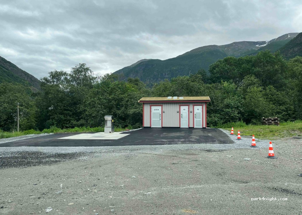 (6887) Lærdal - E16 — foto
