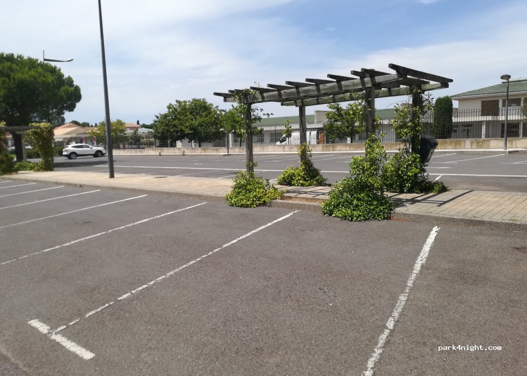 (34410) Sérignan - 10 Rue Georges Brassens — foto 2