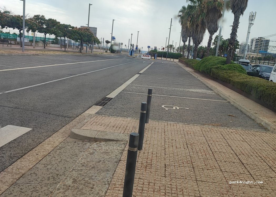 (08302) Mataró - 129 Avinguda del Maresme — foto
