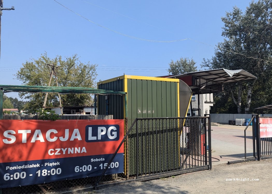 (33-100) Tarnów - 22A Fabryczna — foto