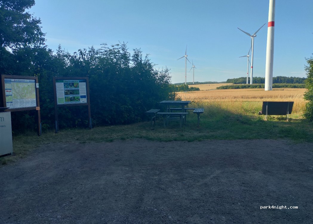 (66663) Merzig - Unnamed Road — foto