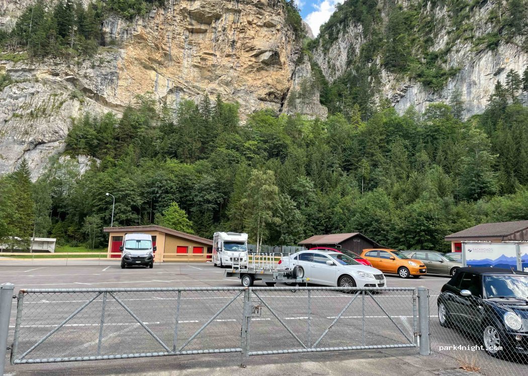 Wohnmobilstellplatz Sunnbüel Talstation P3 — foto 3