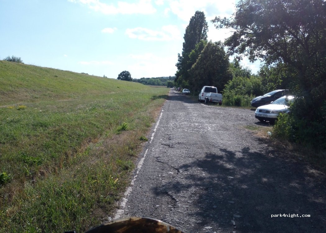 (431 15) Vrskmaň - Unnamed Road — foto 3