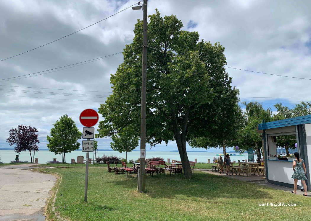 (8174) Balatonkenese - 2 Vak Bottyán utca — foto 4