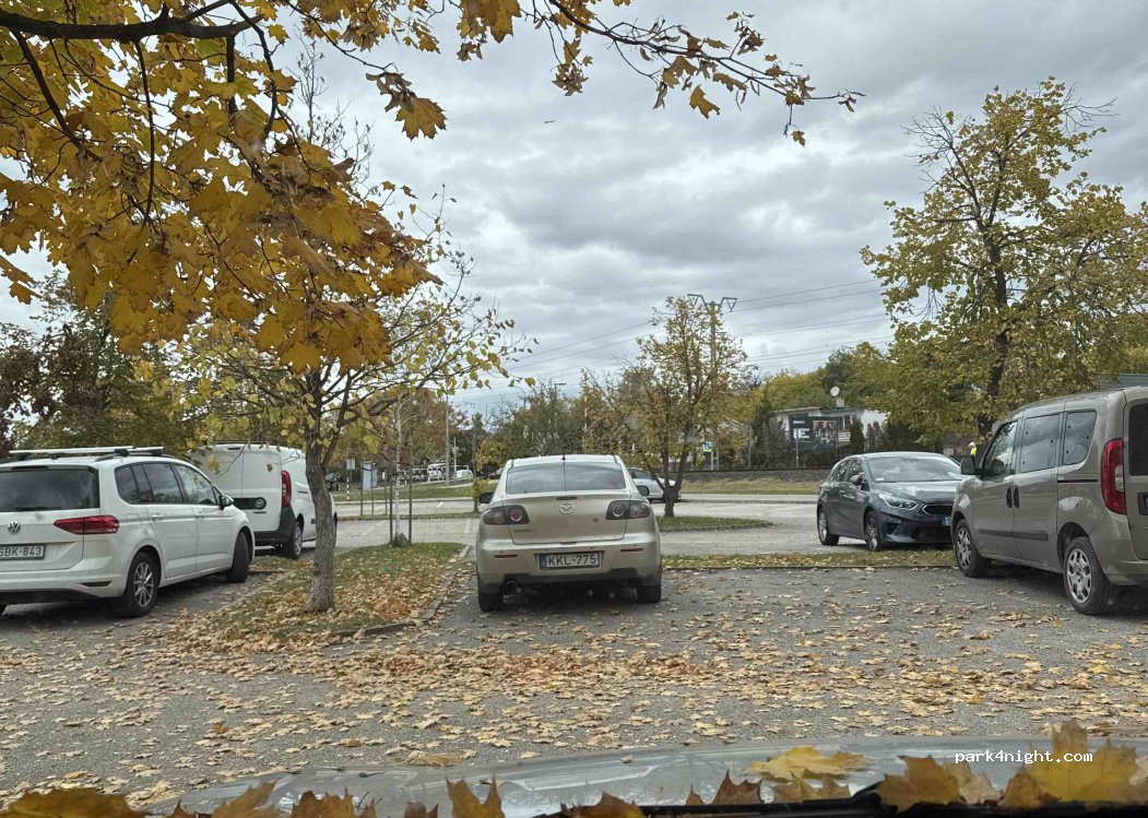 (8174) Balatonkenese - 2 Vak Bottyán utca — foto 5