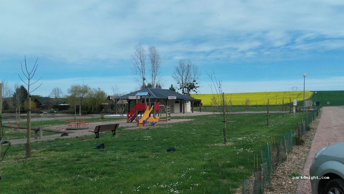 (36100) Saint-Georges-sur-Arnon - 13 Allée de la Presle — foto