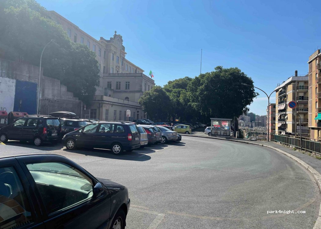 (16139) Genova - 22 Scalinata Quesada — foto 2