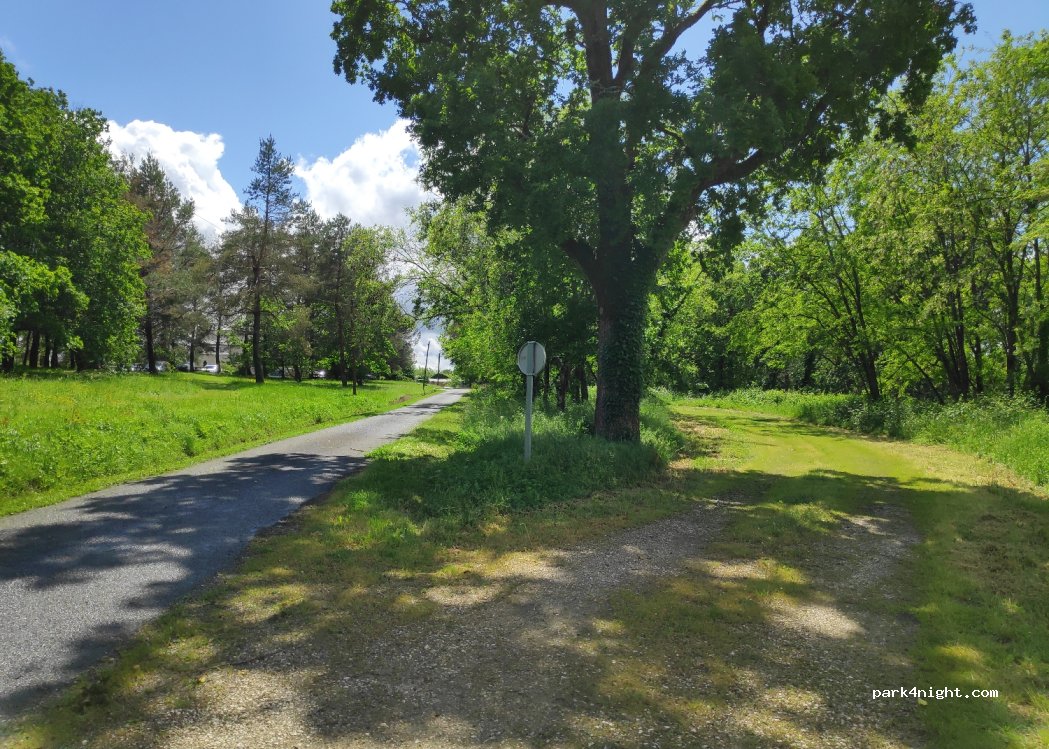 (24410) Échourgnac - 1016 Biscaye — foto 2