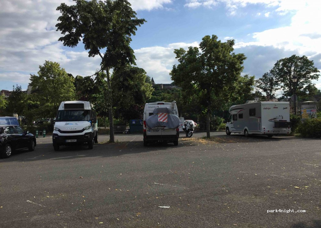 (36300) Le Blanc - Place du Général de Gaulle — foto 2