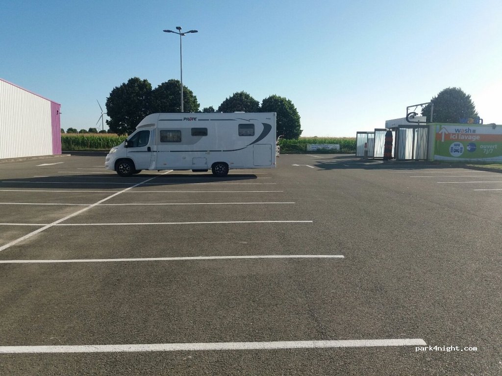 (28310) Janville-en-Beauce - 19 Avenue du Général de Gaulle — foto