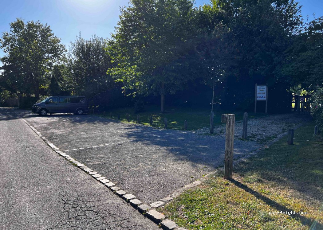 (60128) Plailly - 5968F La Rue d'en Haut — foto