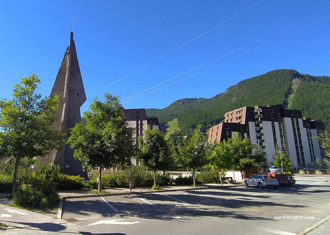 (05240) La Salle-les-Alpes - 1 Chemin de l'Oratoire — foto