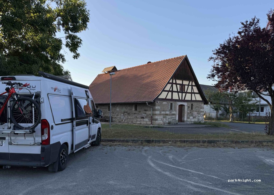 (98646) Straufhain - 18 Untere Marktstraße — foto 2