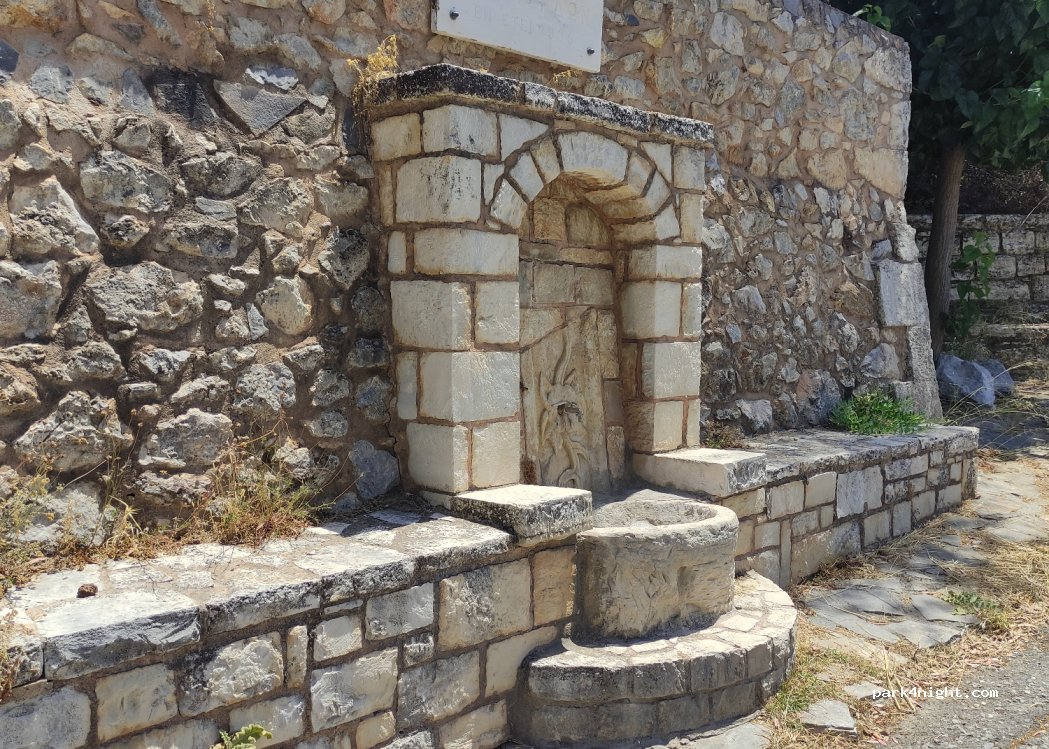 (740 54) Chonos - Unnamed Road — foto