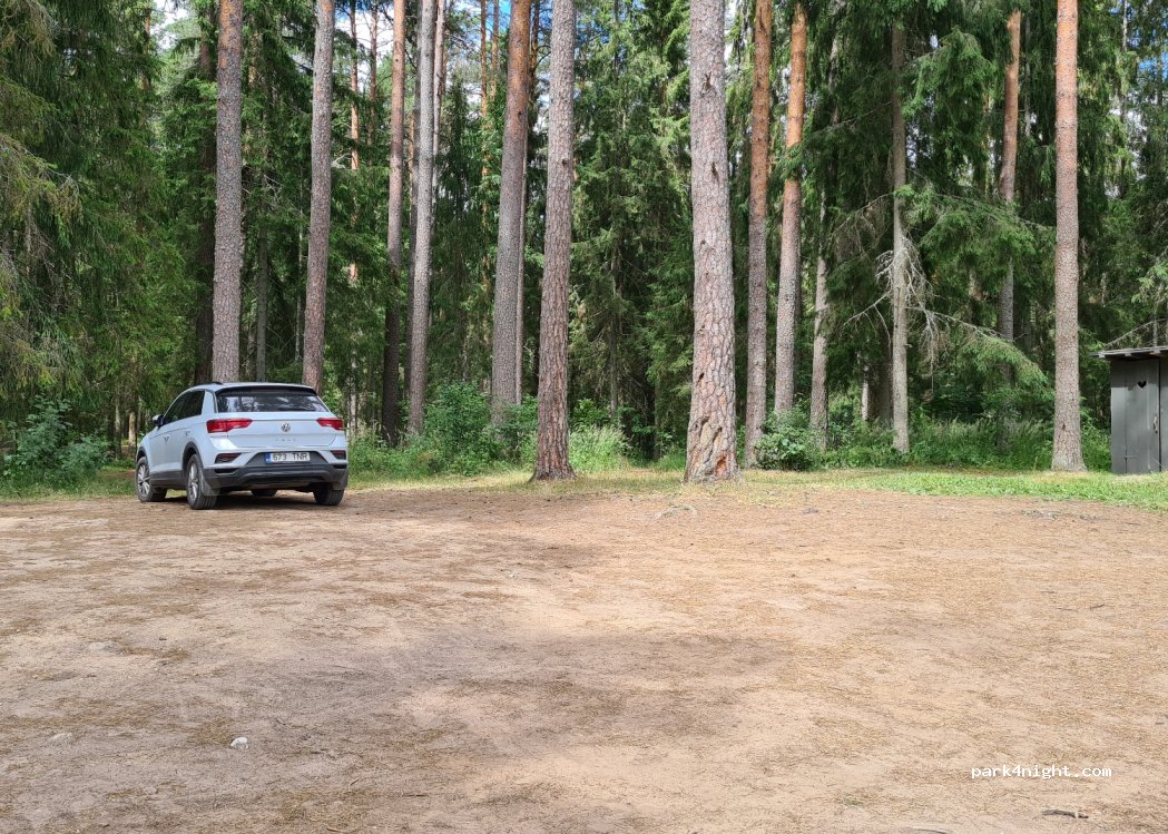 (61016) Uderna - Unnamed Road — foto