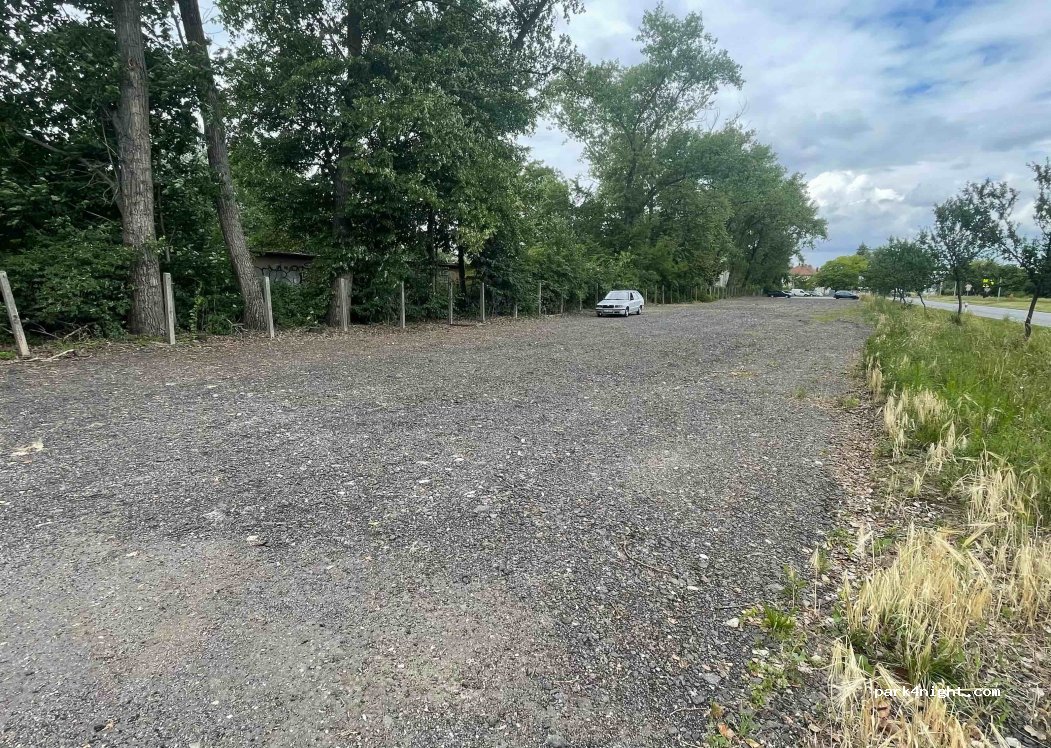 (698 01) Veselí nad Moravou - 539 Hutník — foto