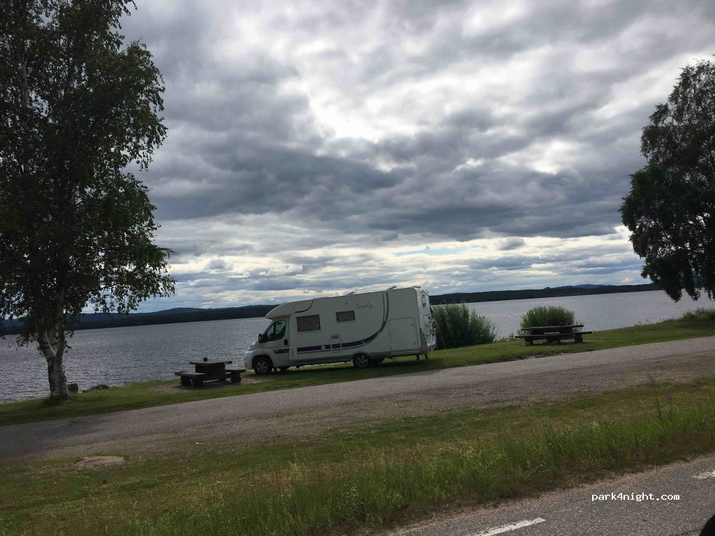 (820 62) Norrbobyn - Unnamed Road — foto 2
