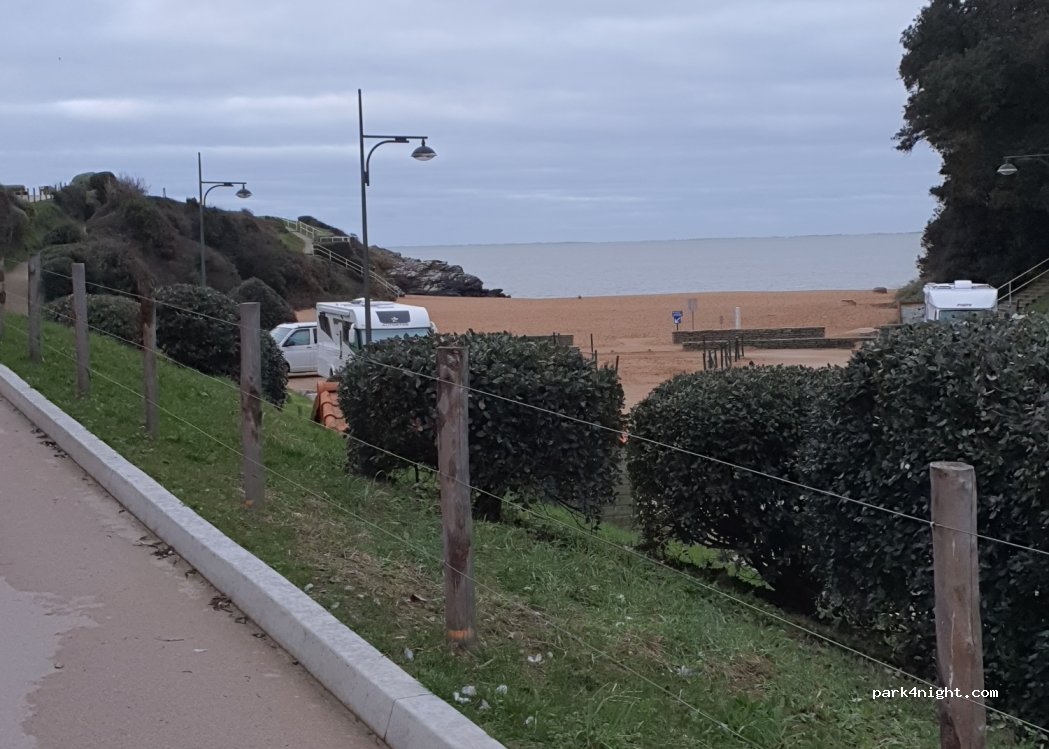 (44210) Pornic - 29-32 Corniche du Porteau — foto