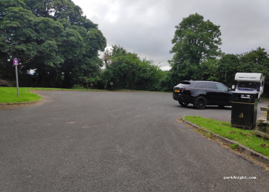(BT94 2LA) Trory - Unnamed Road — foto 2