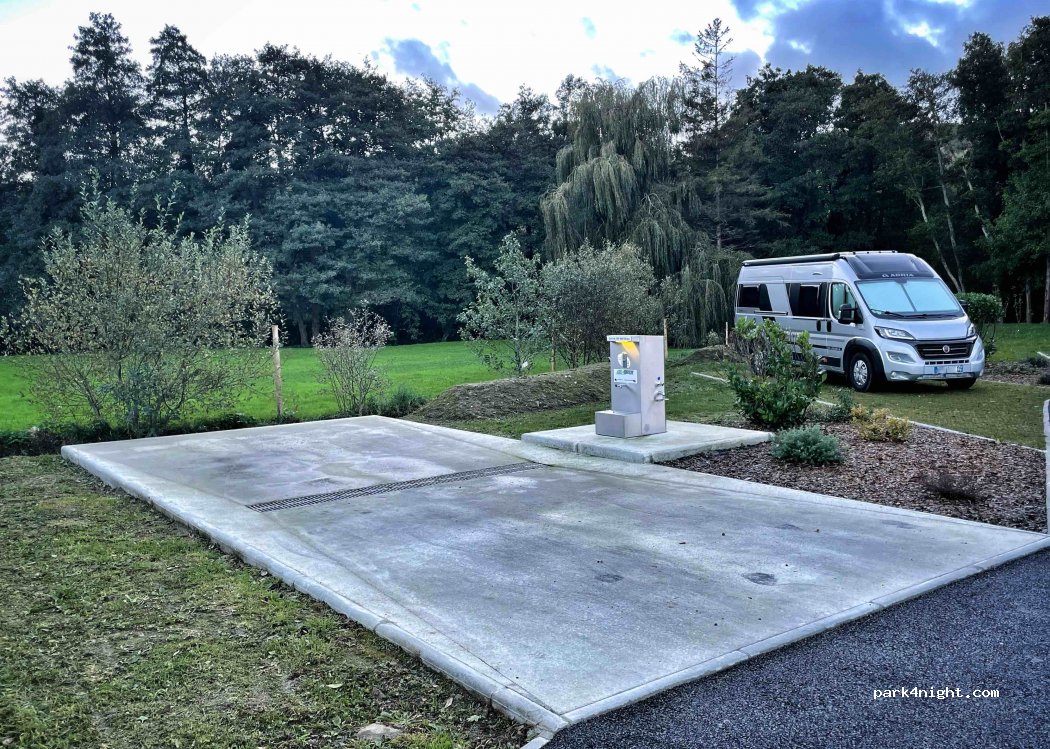 (29630) Saint-Jean-du-Doigt - 6 Route de la Plage — foto