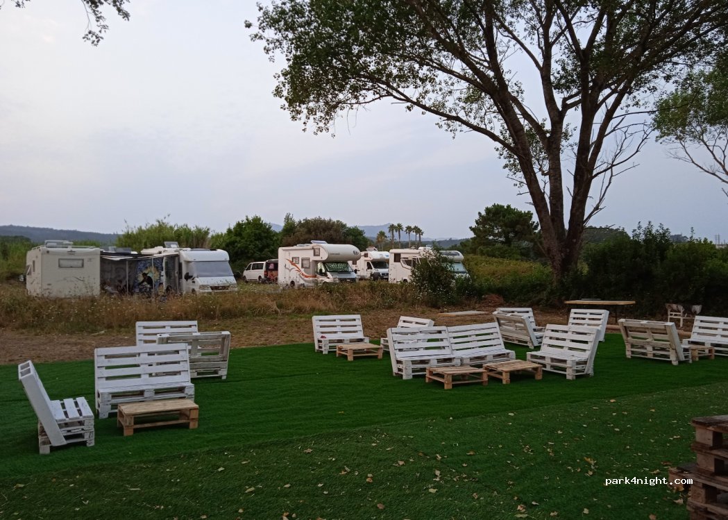 (15968) Ribeira - 7 Rúa dos Estudantes — foto 2